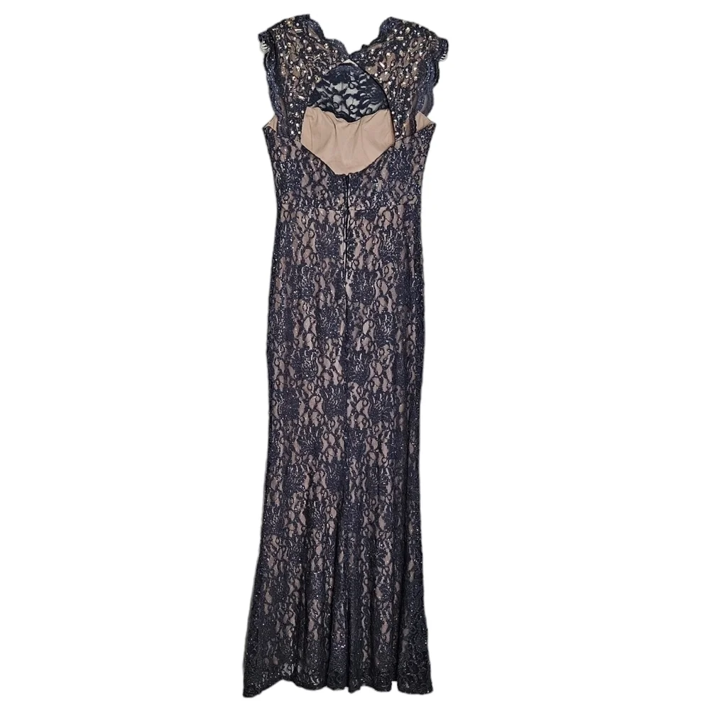 City Triangles gray formal dress sequins, rhinestones, glitter, slit, zipper - Picture 2 of 12